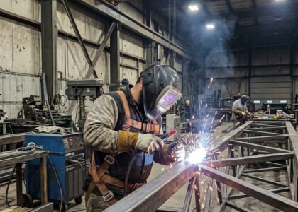 Soudage industriel au Québec – fabrication métallique sur mesure